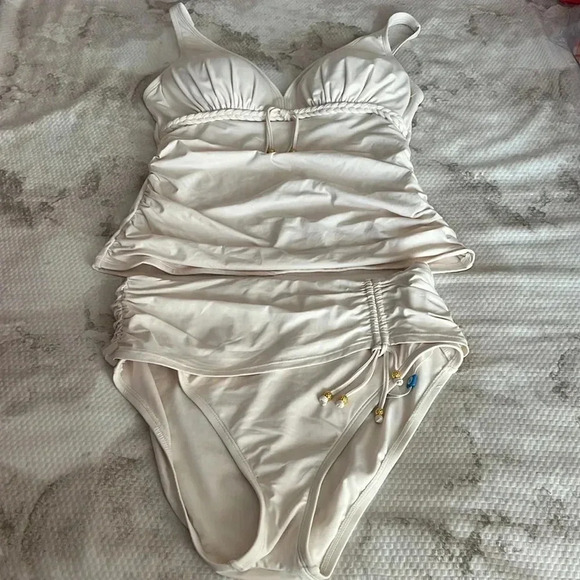 Bleu Rod Beattie Glam Stand Over-The-Shoulder D Tankini Swimsuit - Picture 11 of 14